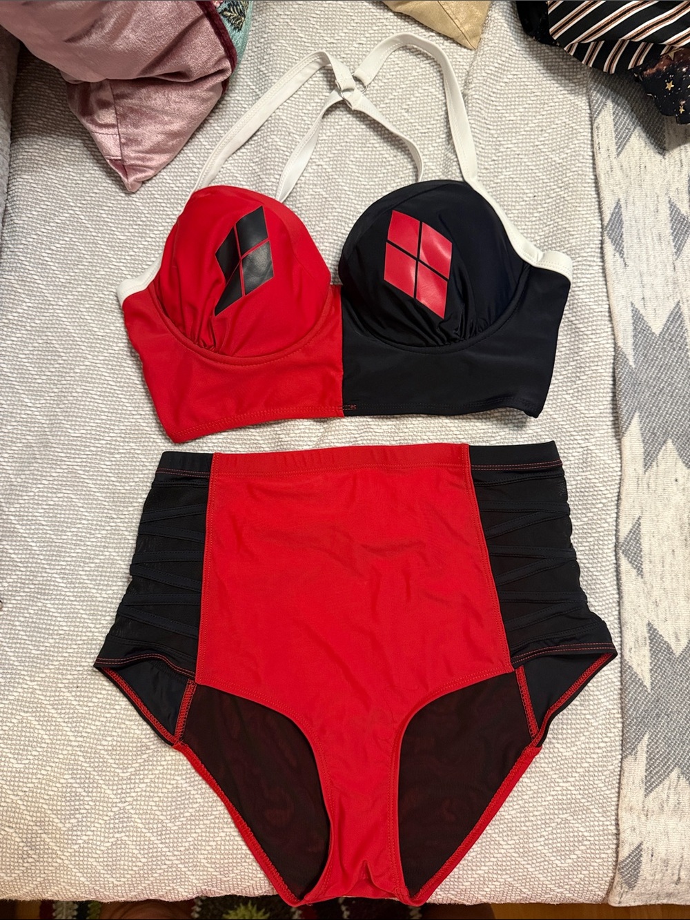 Women’s Hot Topic DC Comics Harley Quinn Red and Black High-Waist Swim Set